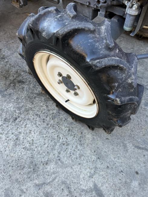 トラクター FT240BMAJRF11 写真６