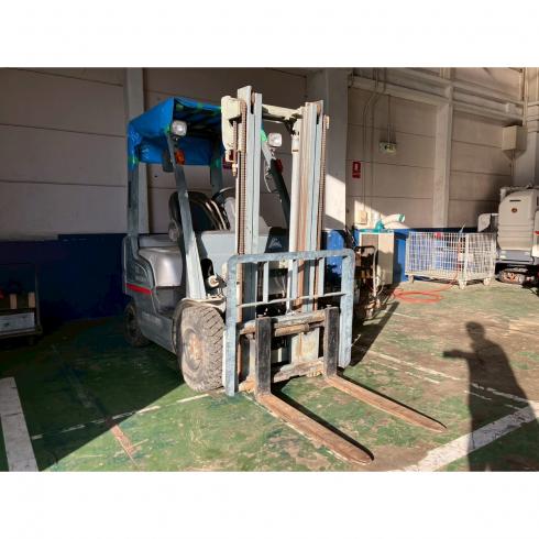 フォークリフト PL01A15 写真２