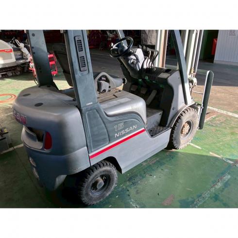 フォークリフト PL01A15 写真３