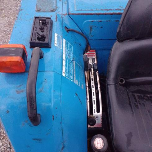 トラクター TA250F 写真５