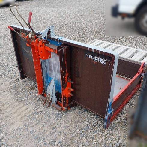 整地キャリア DC-F1500 写真４