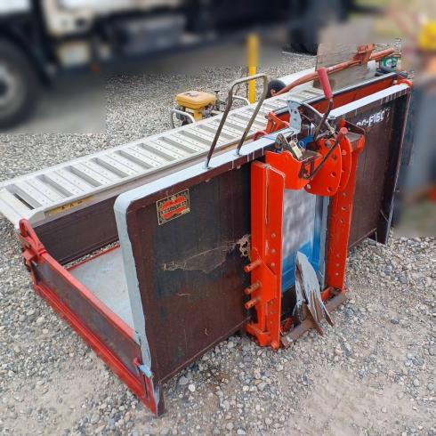 整地キャリア DC-F1500 写真３