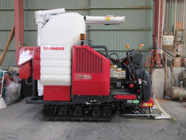 コンバイン YH214 写真３