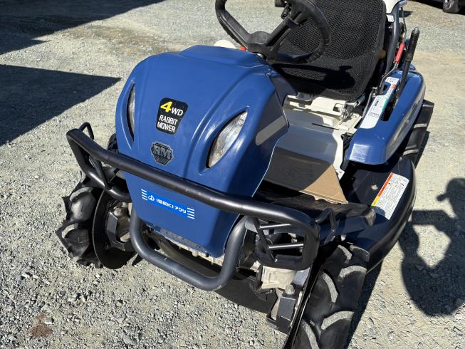 乗用草刈機 RM983FX 写真２