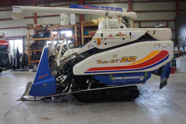 コンバイン HVA212 写真４