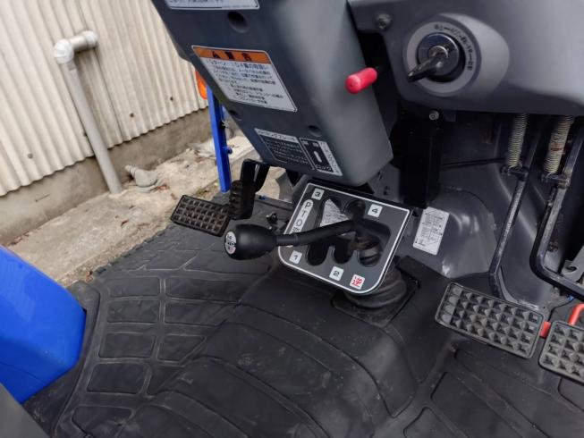 トラクター AT240-SPQ 写真３