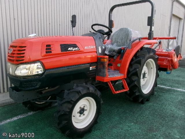 クボタ トラクター 写真