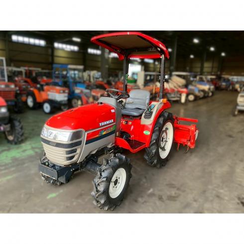 ヤンマー トラクター 写真