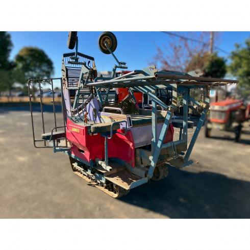 収穫機 GH652JSL-KD 写真３