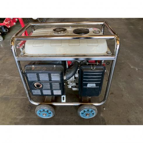 発電機 EM2800 写真２