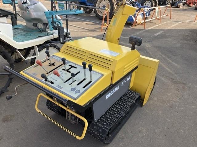 除雪機 ST10 写真３