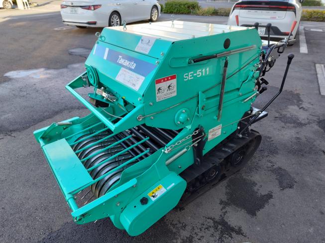 タカキタ ロールベーラー 写真