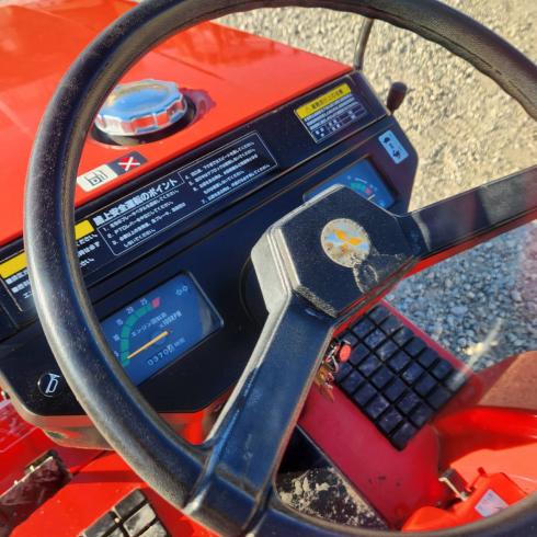 トラクター MT135 写真８