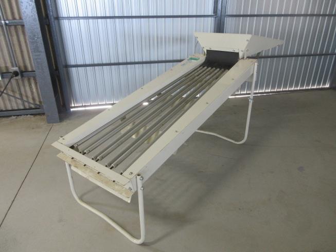 岡山農栄社IRINO 選別機 写真