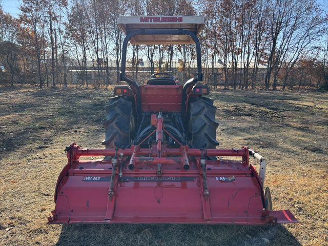 トラクター MT305 写真３