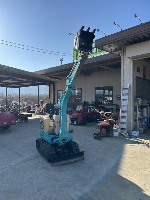 バックホー U-008 写真２