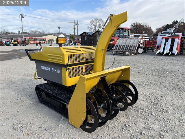 コバシ 除雪機 写真