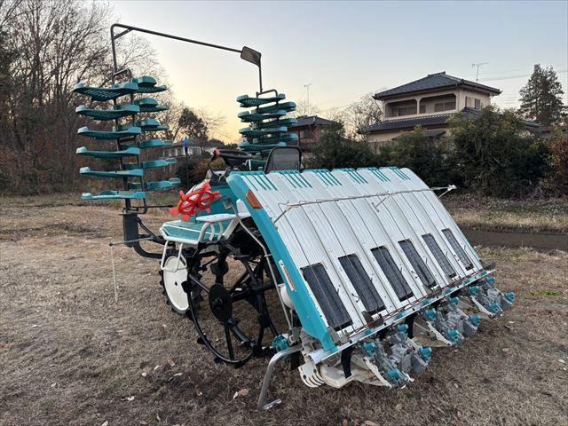 田植機 NSU67 写真４