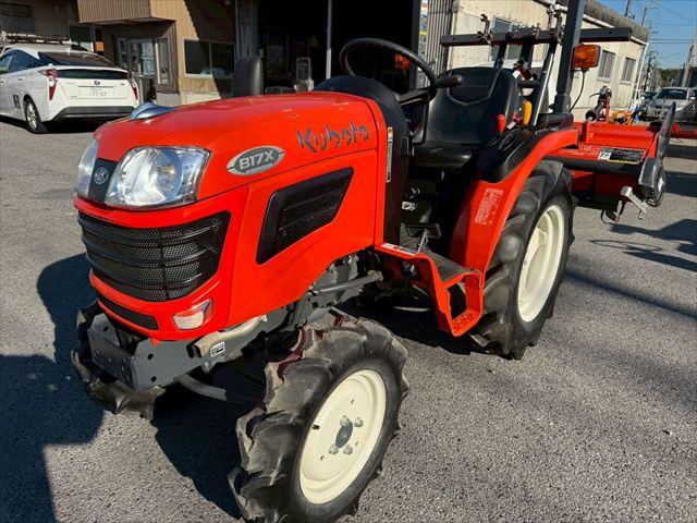 トラクター B17X 写真５