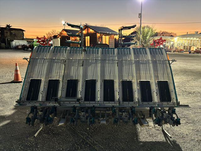 田植機 NSU87 写真３