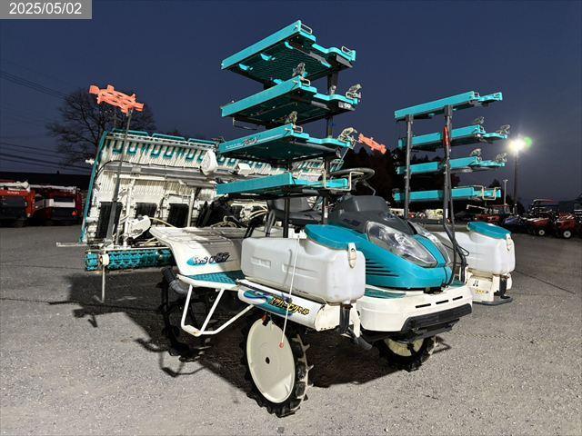 クボタ 田植機 写真