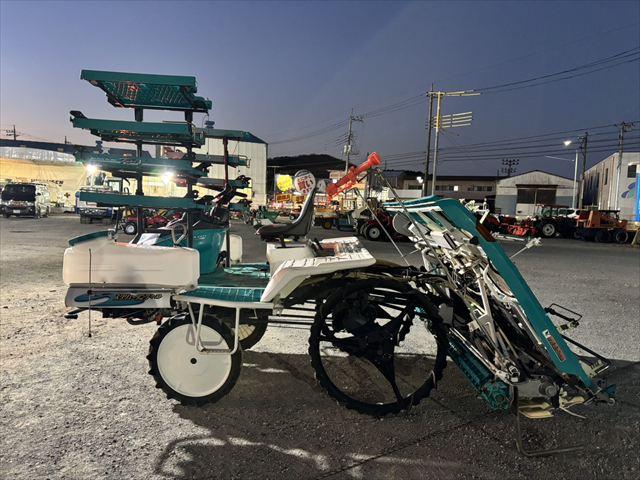 田植機 NSU87 写真４