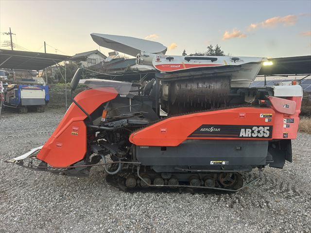 コンバイン AR335 写真４