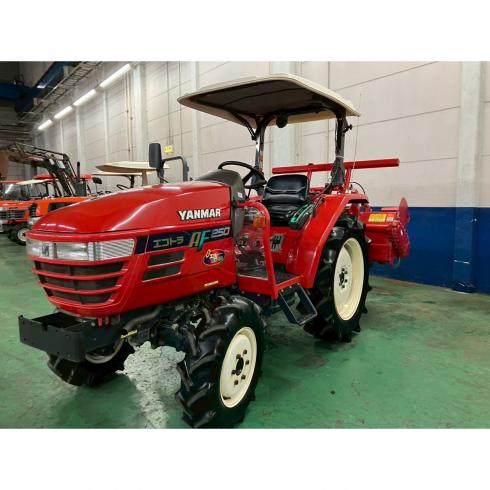ヤンマー トラクター 写真