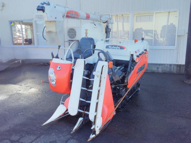 クボタ コンバイン 写真