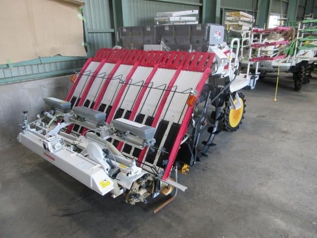 田植機 YR6D 写真６