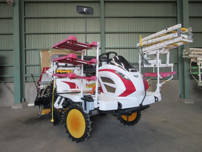 田植機 YR6D 写真２