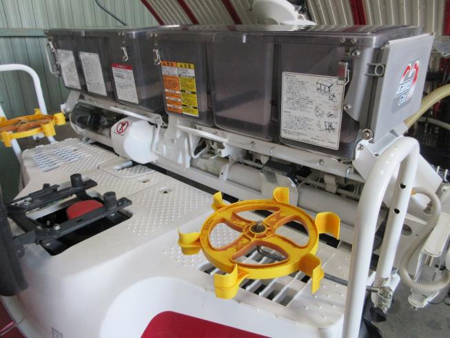 田植機 YR6D 写真９