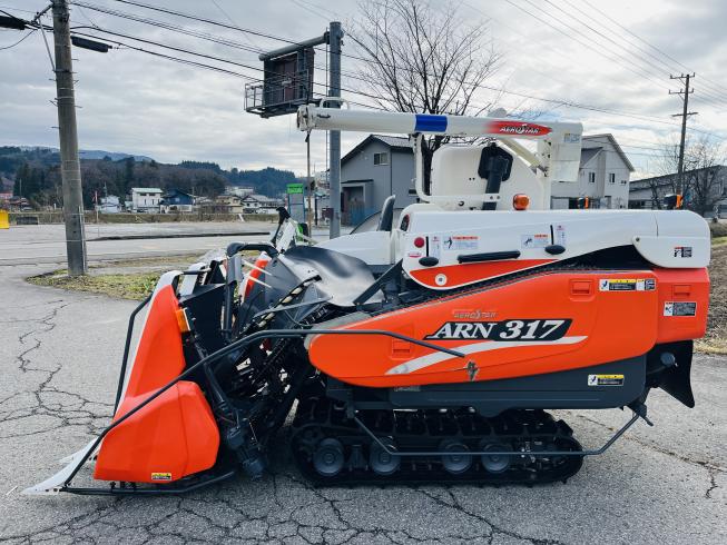コンバイン ARN317-GLW 写真６