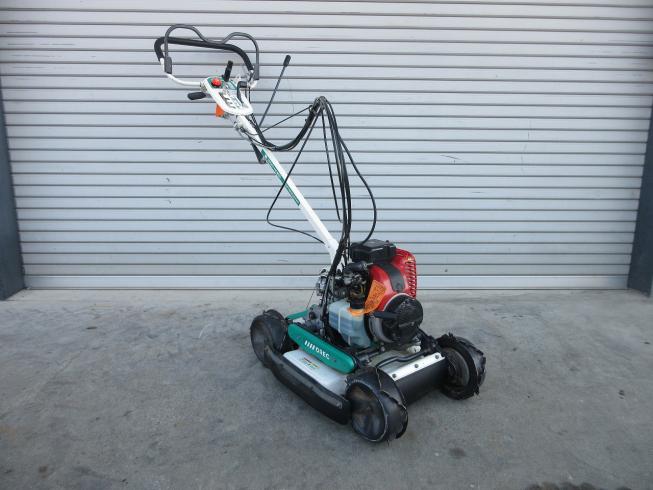 オーレック 草刈機 写真