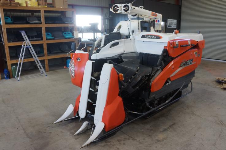 コンバイン ARN219 写真３