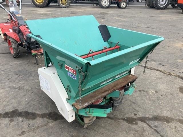 マニュアスプレッダー M200 写真３