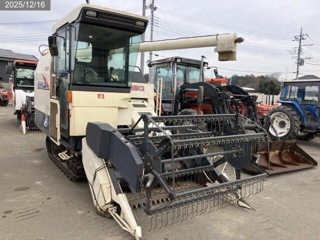 三菱 汎用コンバイン 写真