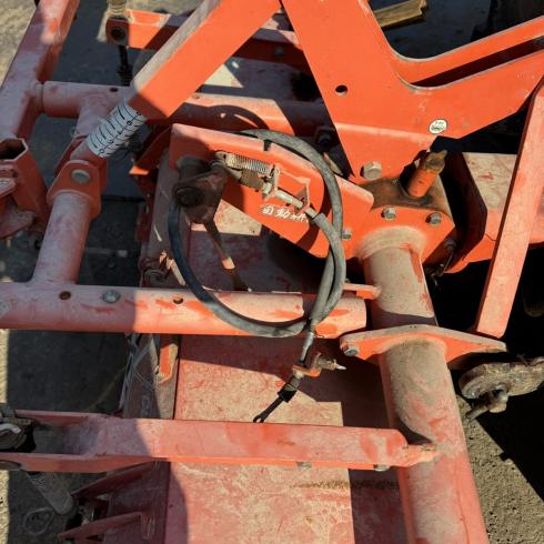 トラクター N200 写真７