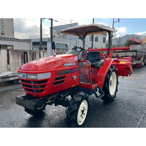 ヤンマー トラクター 写真