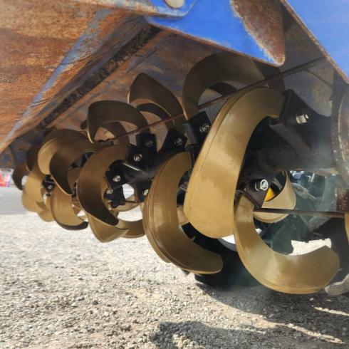 トラクター ATK560 写真９