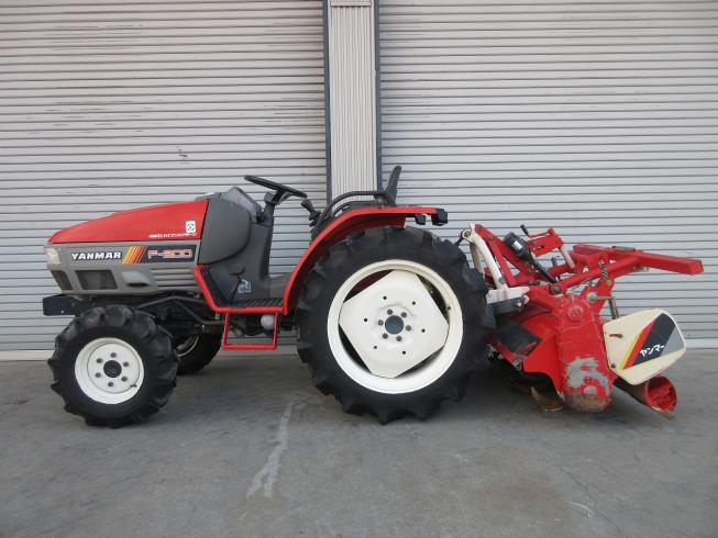 トラクター F-200 写真３