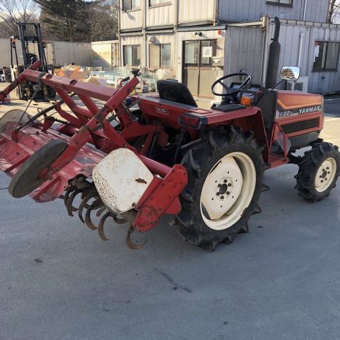 トラクター F22D 写真４