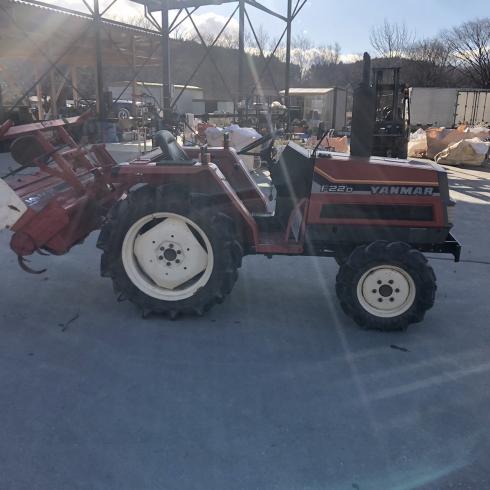 トラクター F22D 写真５