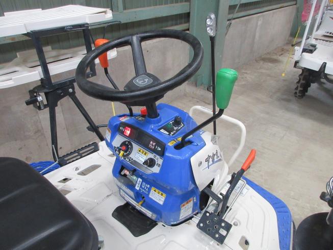 田植機 RPQ40-DGLF 写真７