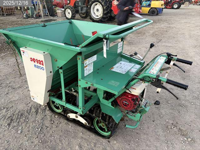 アテックス マニュアスプレッダー 写真