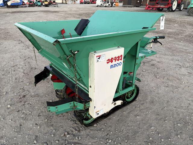 マニュアスプレッダー M200 写真４