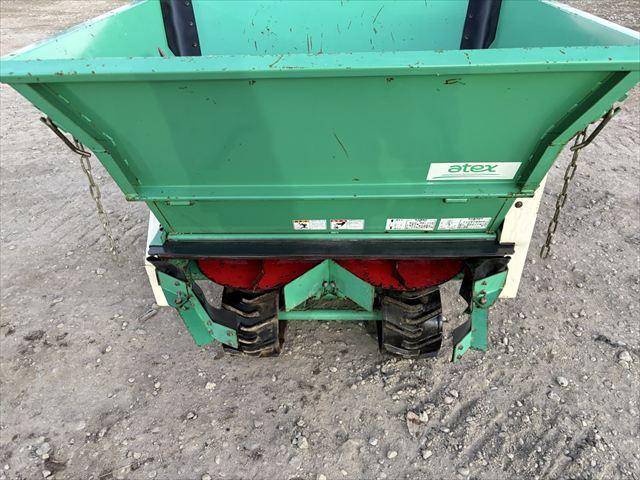 マニュアスプレッダー M200 写真５