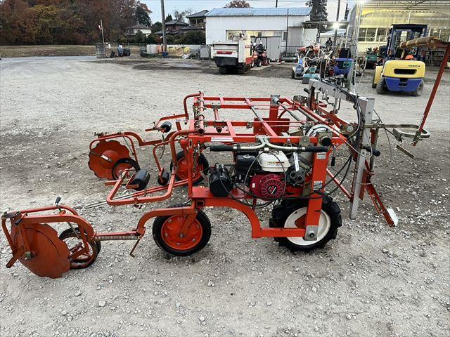 支柱打込機 TP-1200FCMA2 写真２