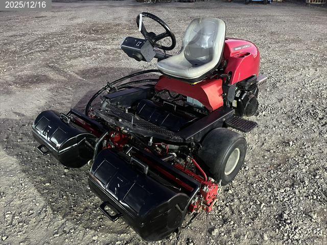 バロネス 芝刈機 写真