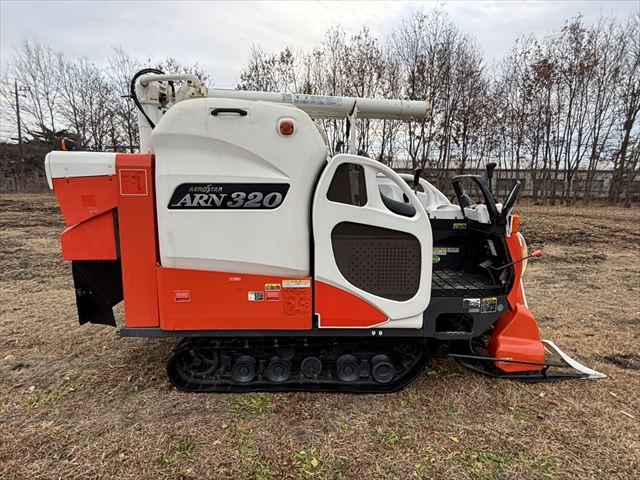 コンバイン ARN320 写真２